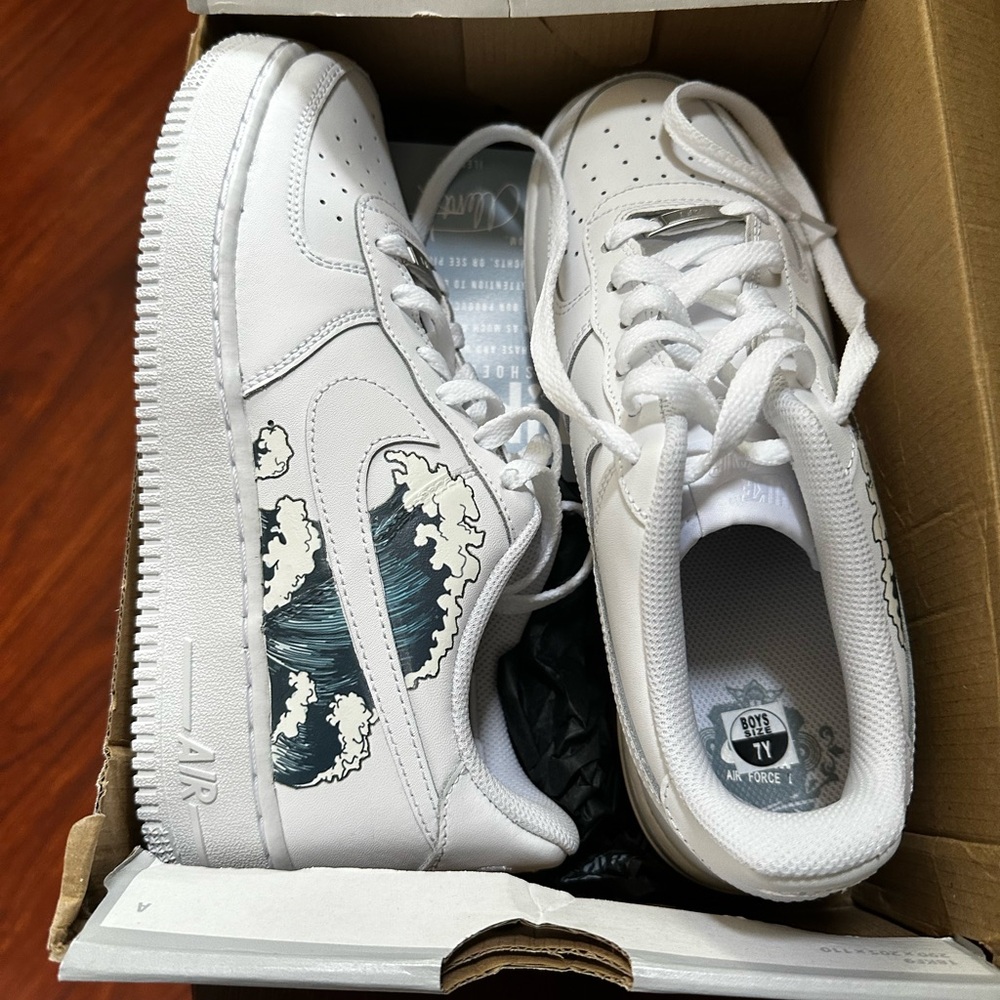 Nike Kids White and Black Sneakers